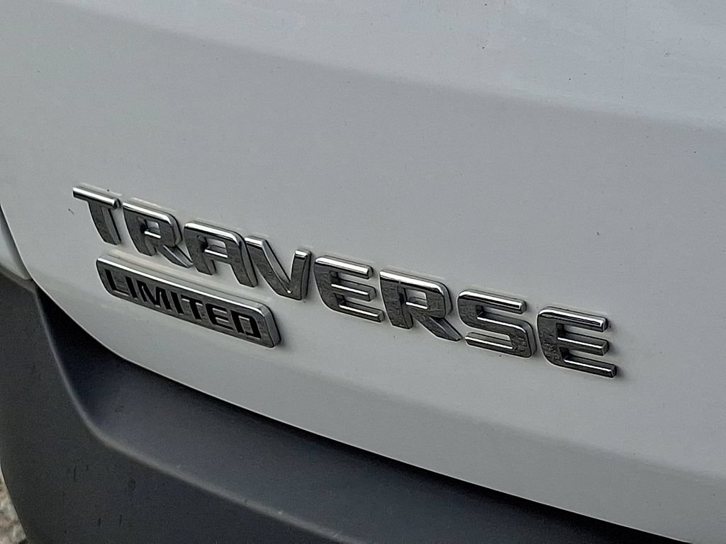 Certified 2024 Chevrolet Traverse LT FWD image 32