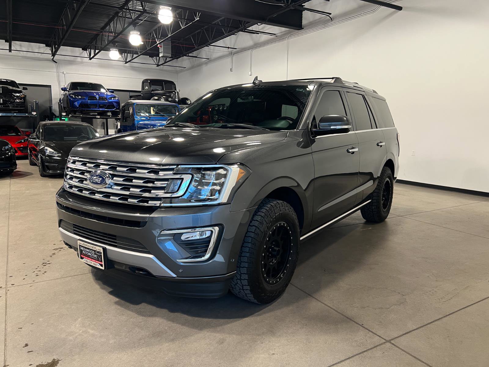 Used 2019 Ford Expedition Limited w/ Equipment Group 301A AWD/4WD image 7