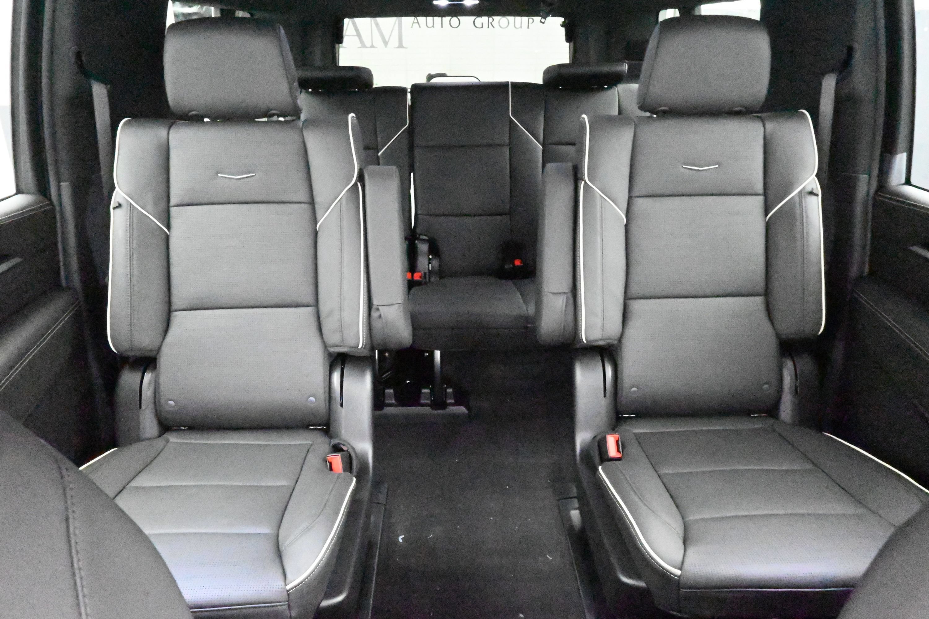 New 2026 Cadillac Escalade ESV Sport w/ Touring Package AWD/4WD image 14