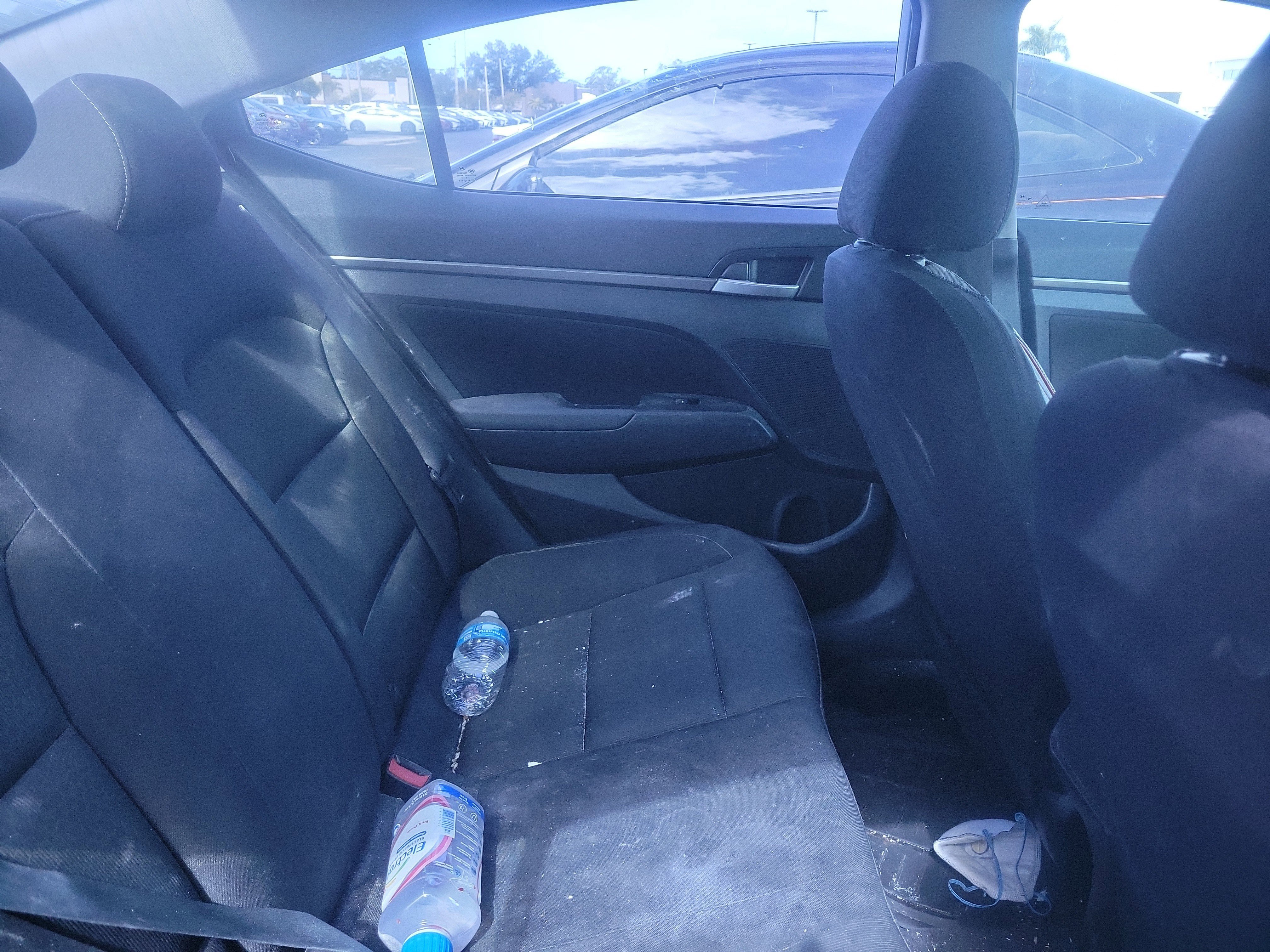 Used 2017 Hyundai Elantra Value Edition FWD image 10