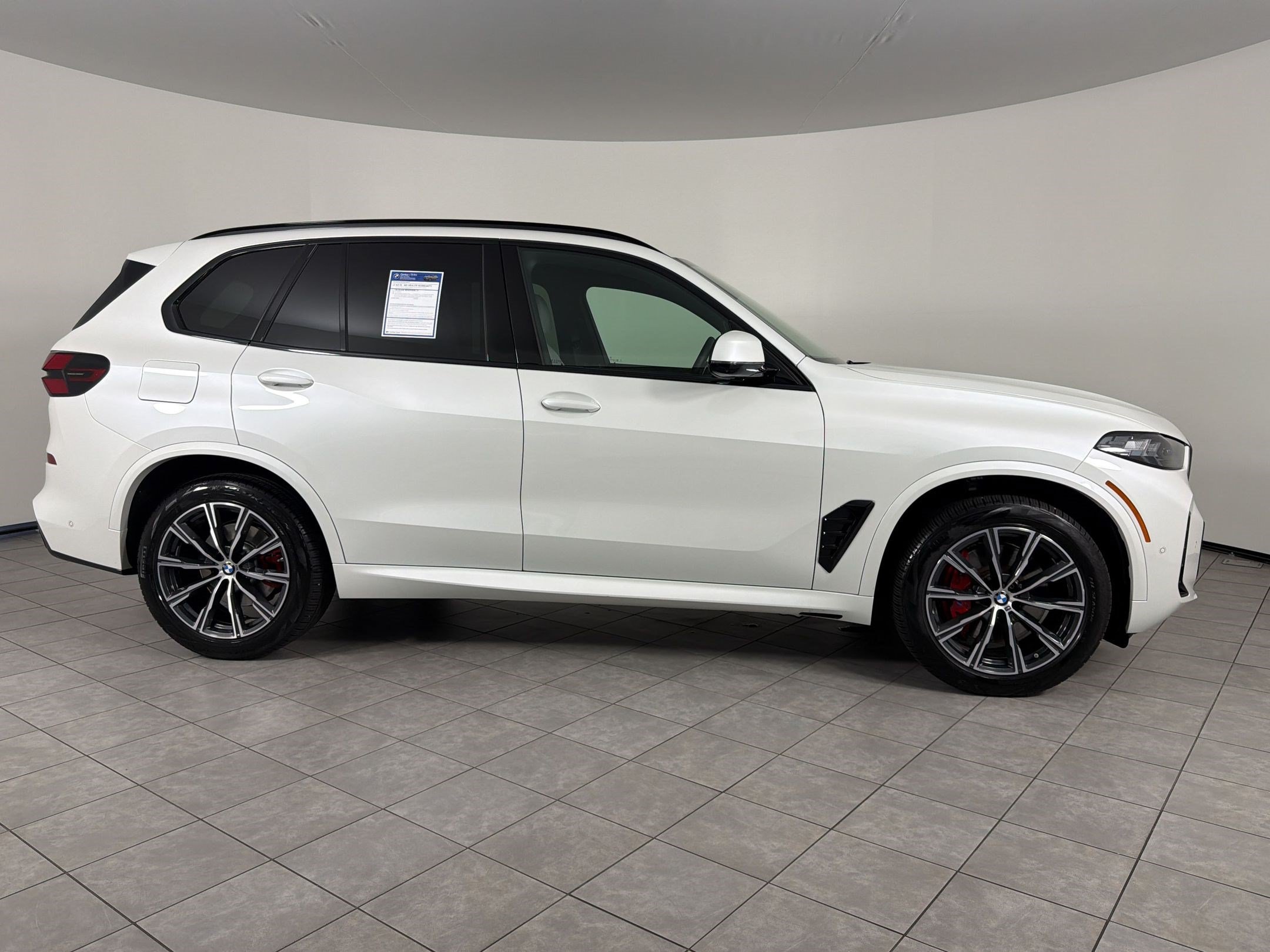 Certified 2026 BMW X5 xDrive40i w/ Executive Package AWD/4WD image 8