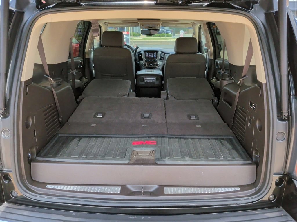 Used 2018 GMC Yukon Denali w/ Denali Ultimate Package AWD/4WD image 49