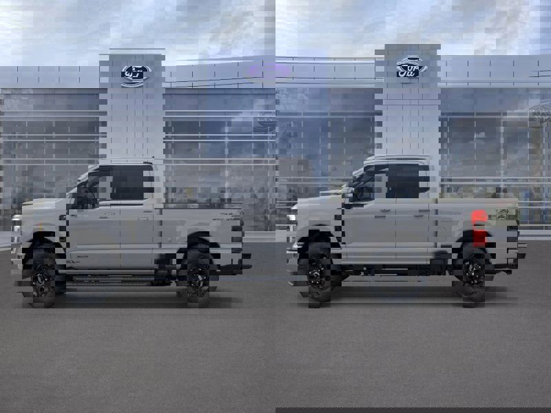 New 2025 Ford F250 XLT w/ Black Appearance Package image 3