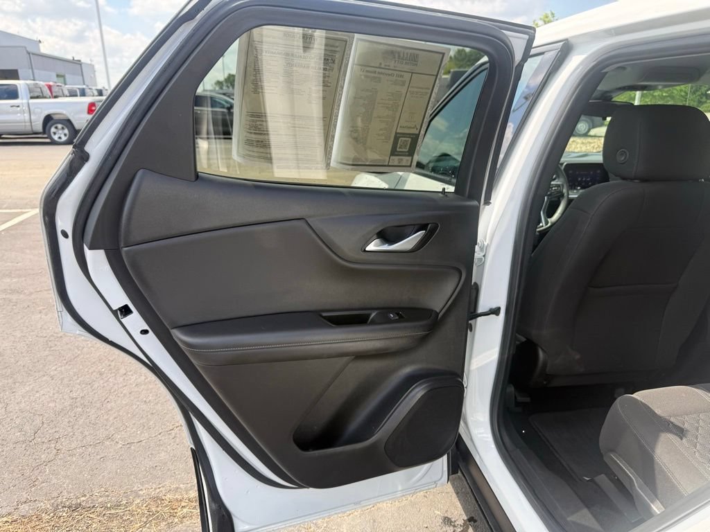 Used 2021 Chevrolet Blazer LT w/ LPO, Cargo Package FWD image 31