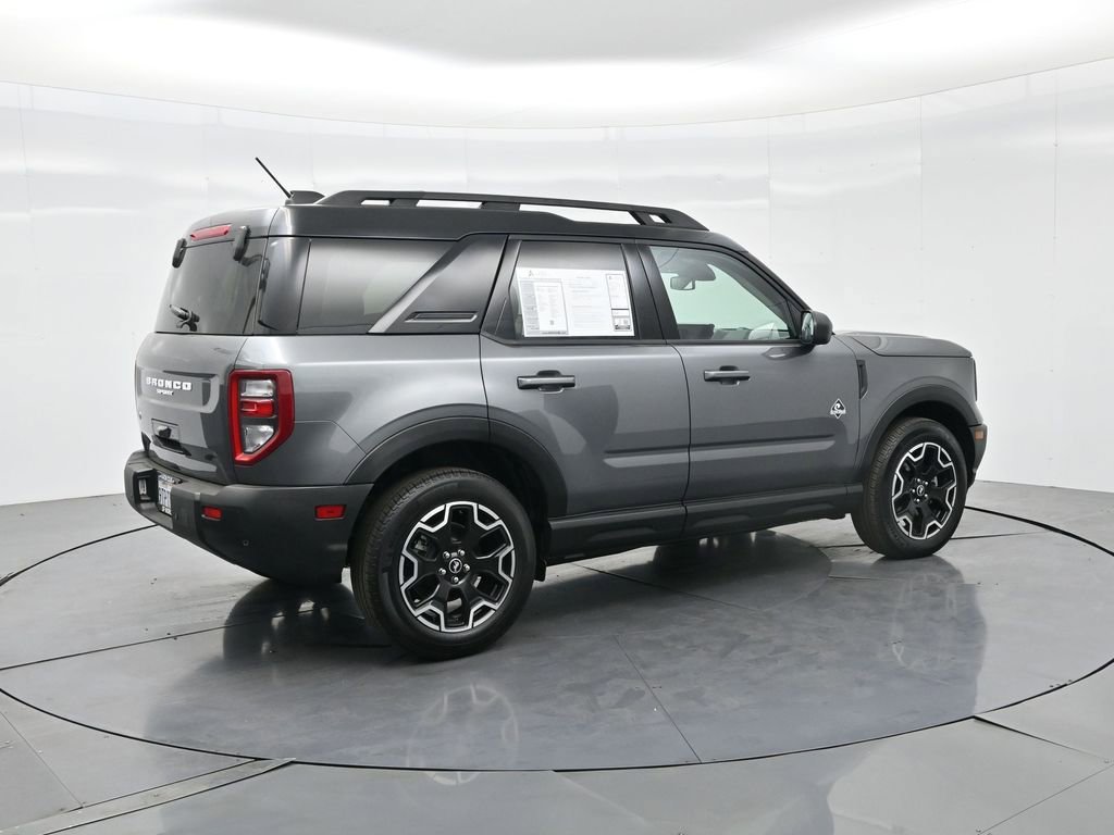 Used 2025 Ford Bronco Sport Outer Banks image 7