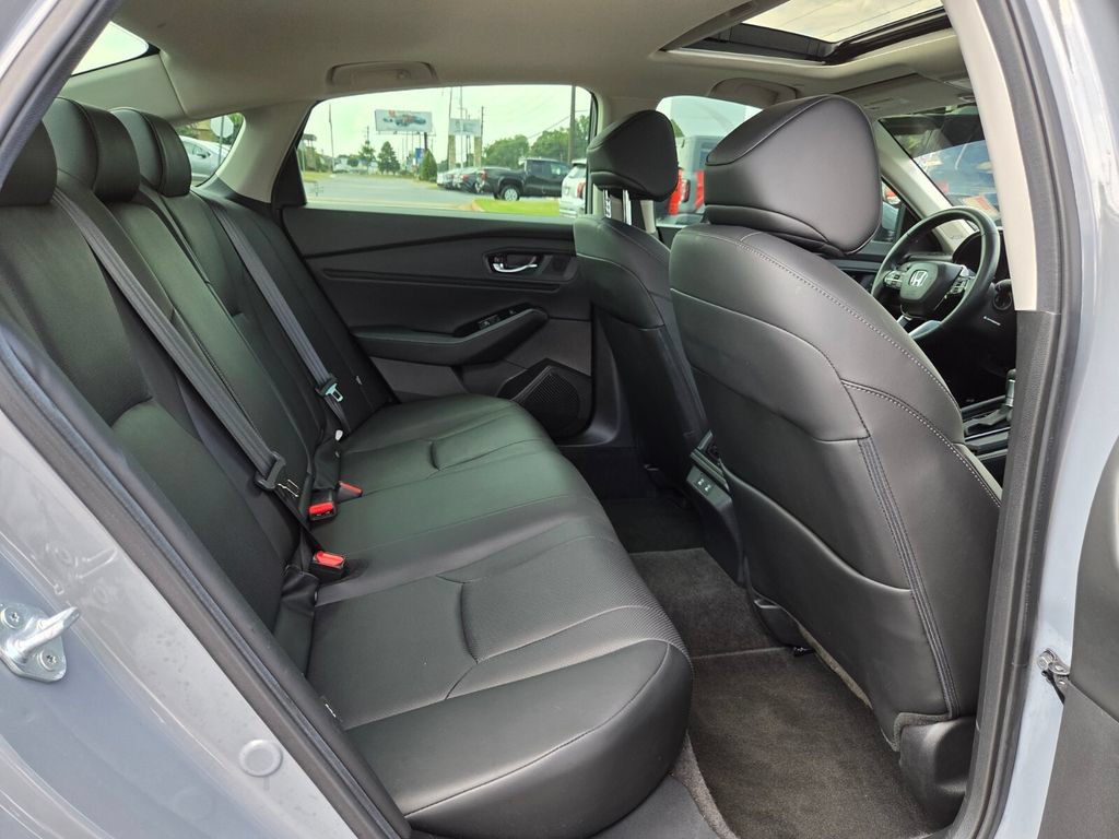Used 2024 Honda Accord Touring image 15