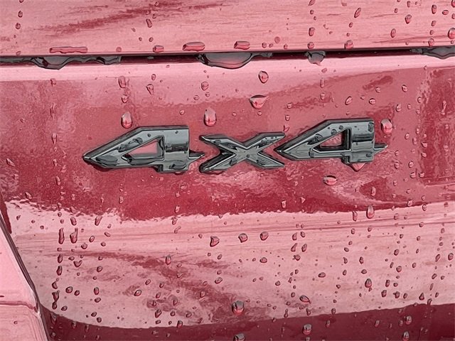 New 2026 Jeep Grand Cherokee Altitude image 2