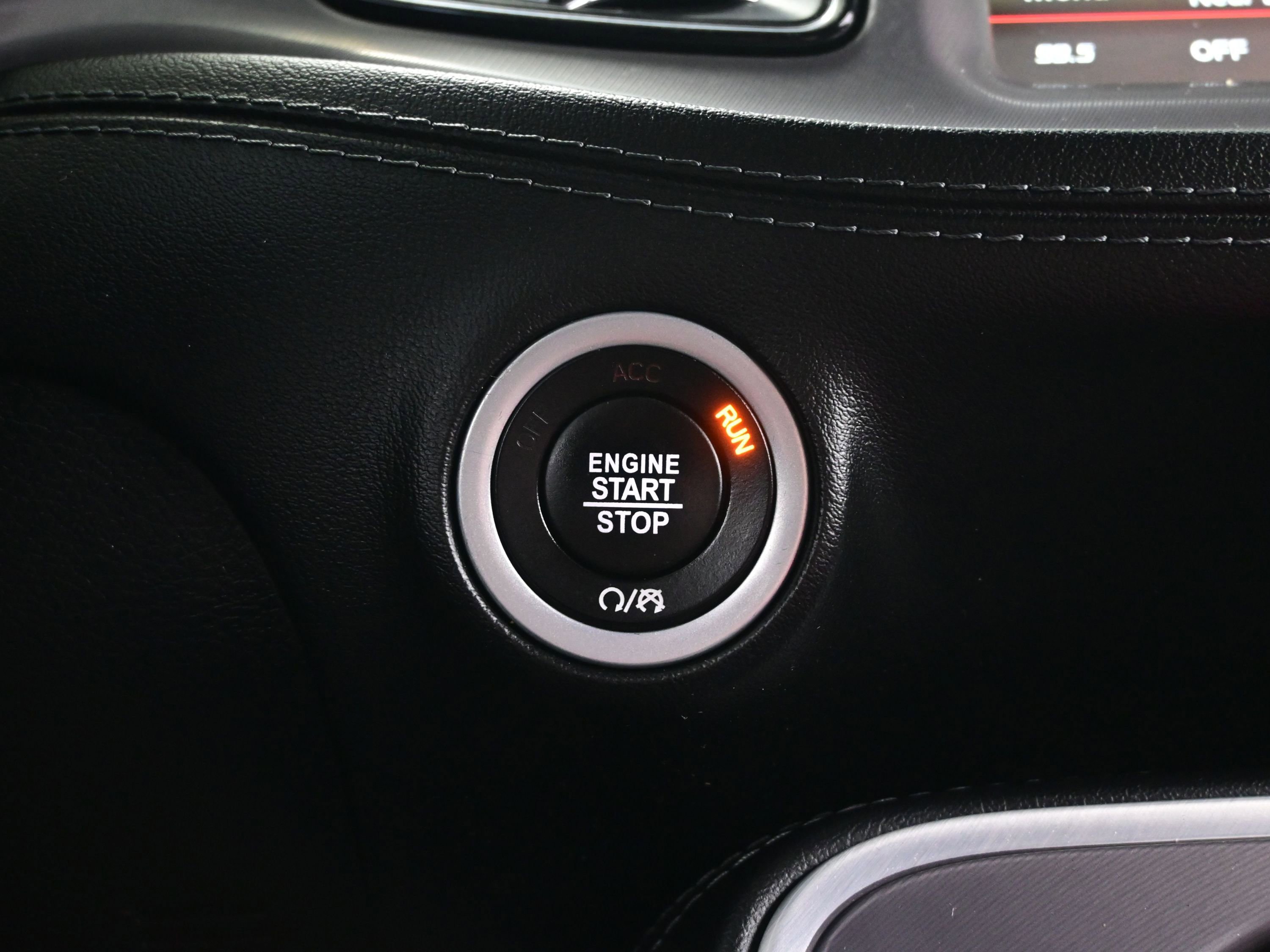 Used 2022 Dodge Challenger GT w/ Plus Package image 21