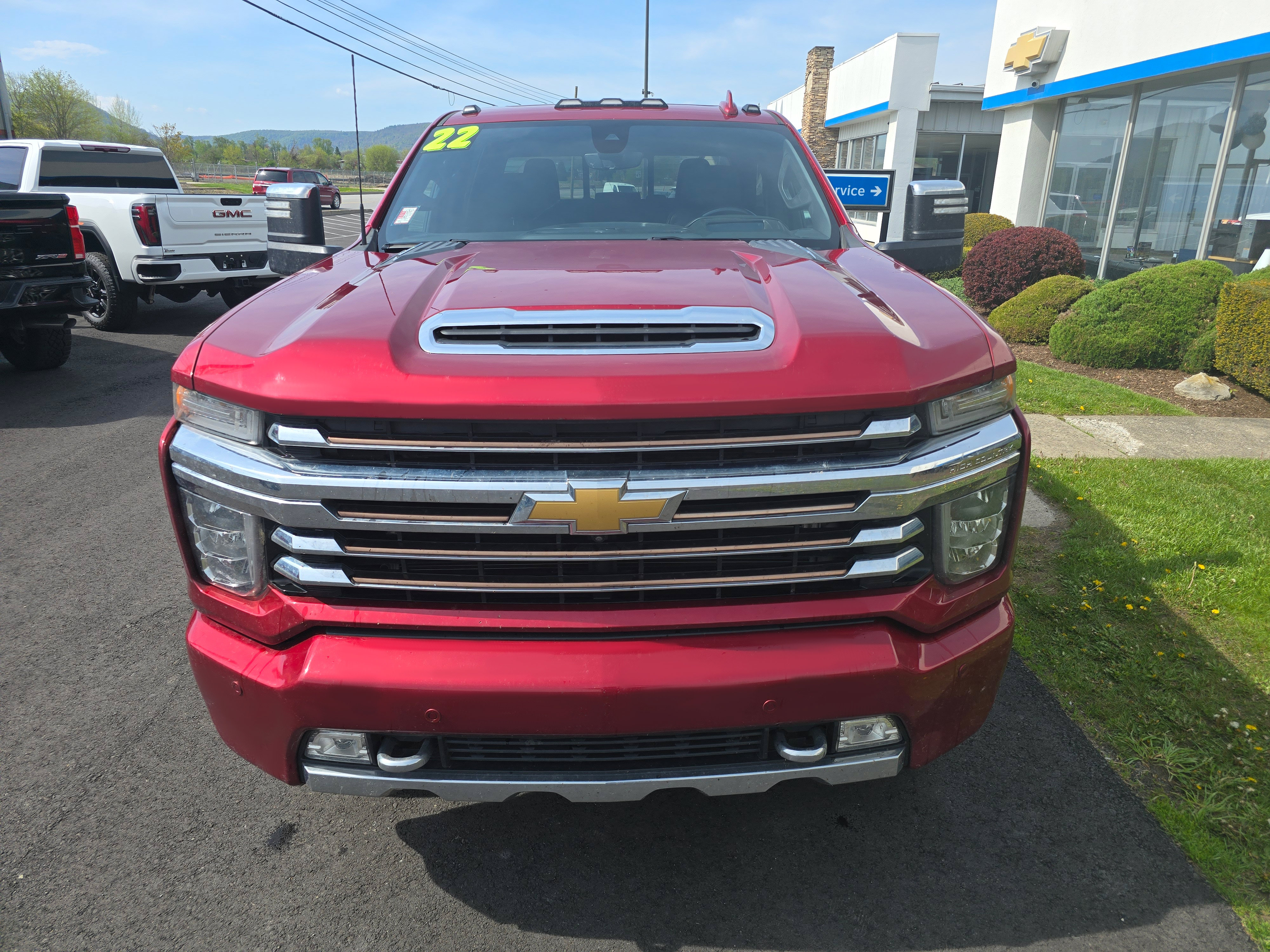 Used 2022 Chevrolet Silverado 2500 High Country w/ Z71 Off-Road Package AWD/4WD image 8