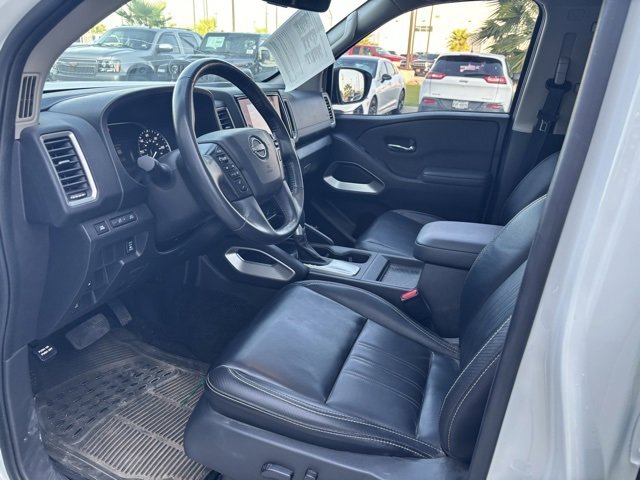 Used 2024 Nissan Frontier SL image 8