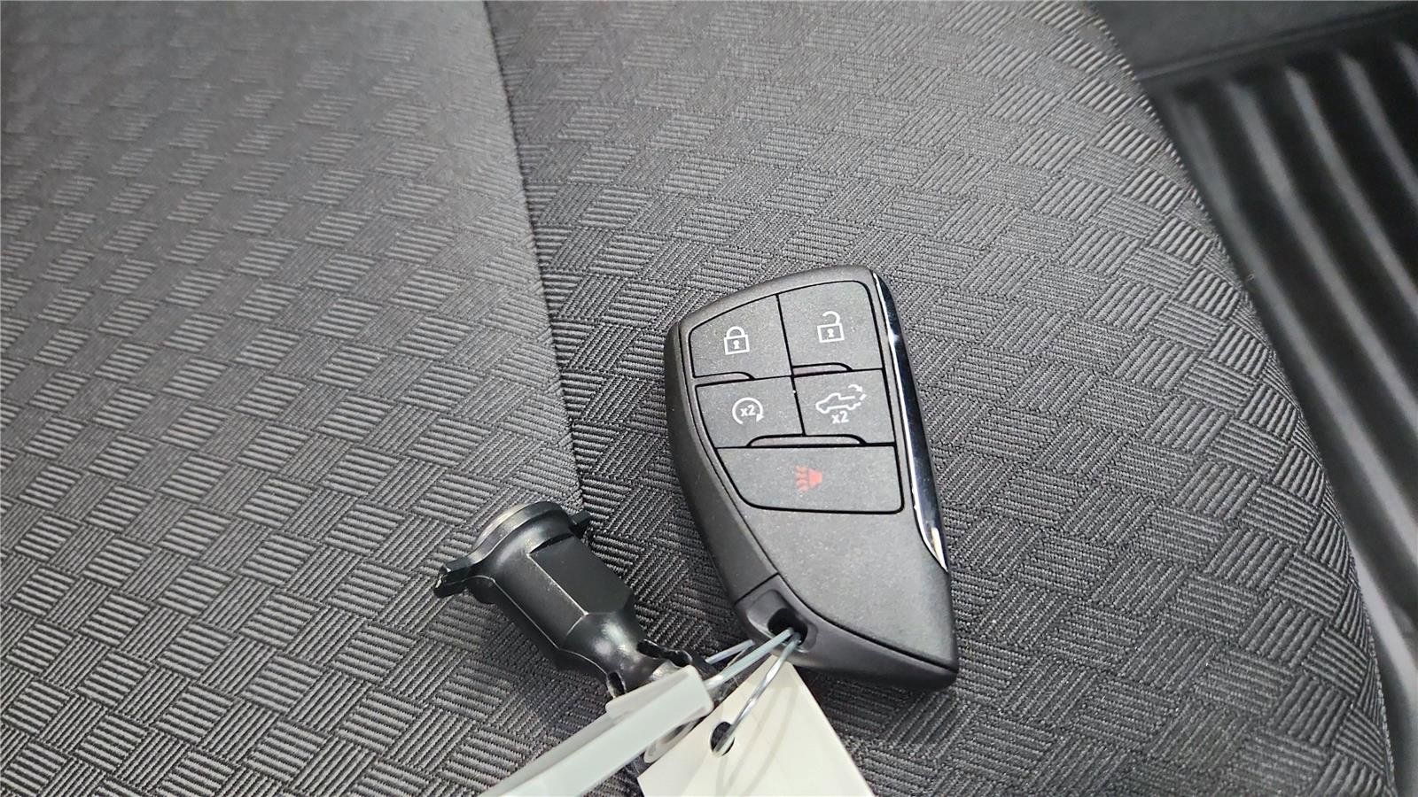 Used 2025 GMC Sierra 1500 SLE image 32
