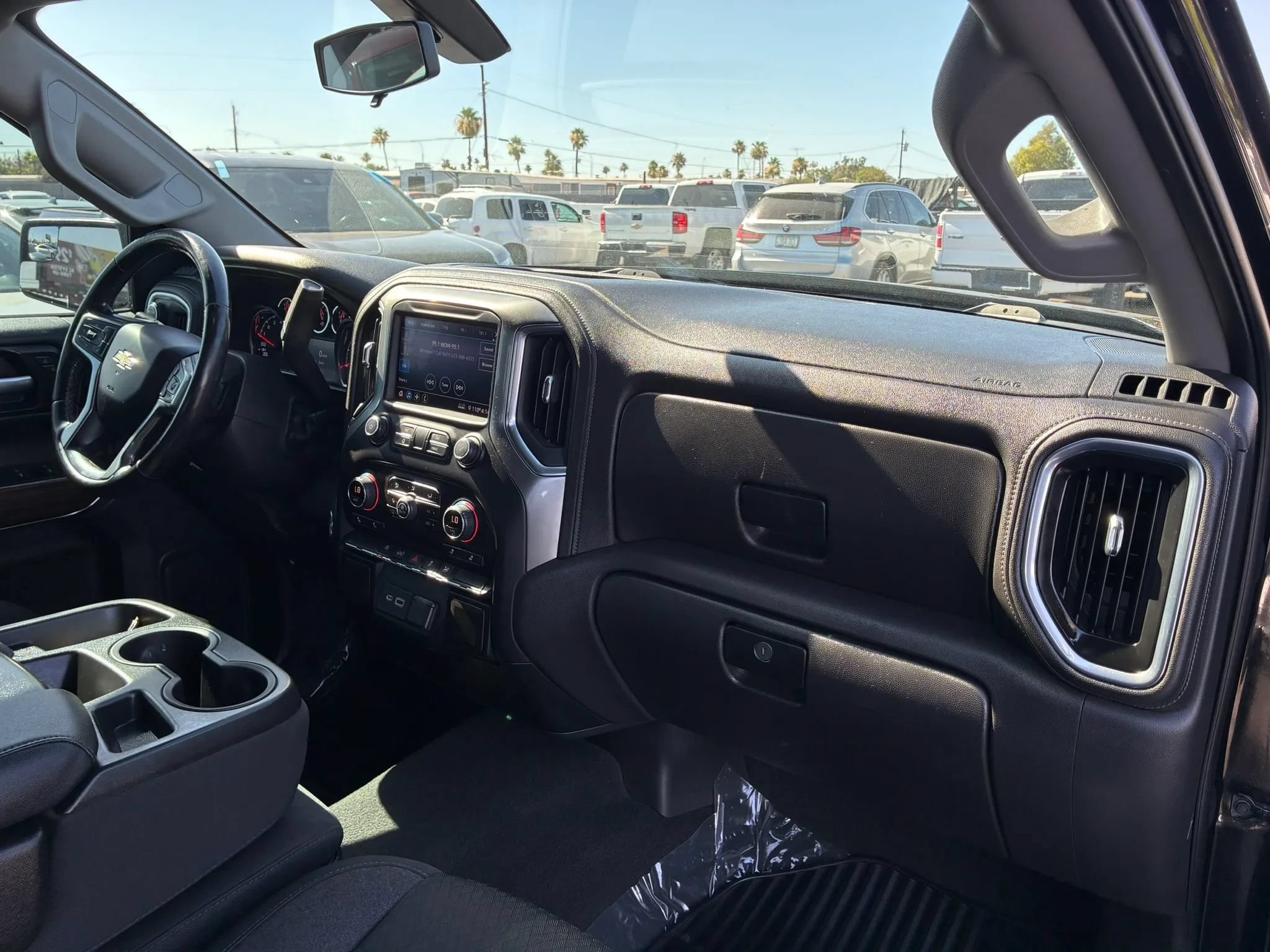 Used 2021 Chevrolet Silverado 1500 LT w/ LPO, Dark Essentials Package RWD image 24
