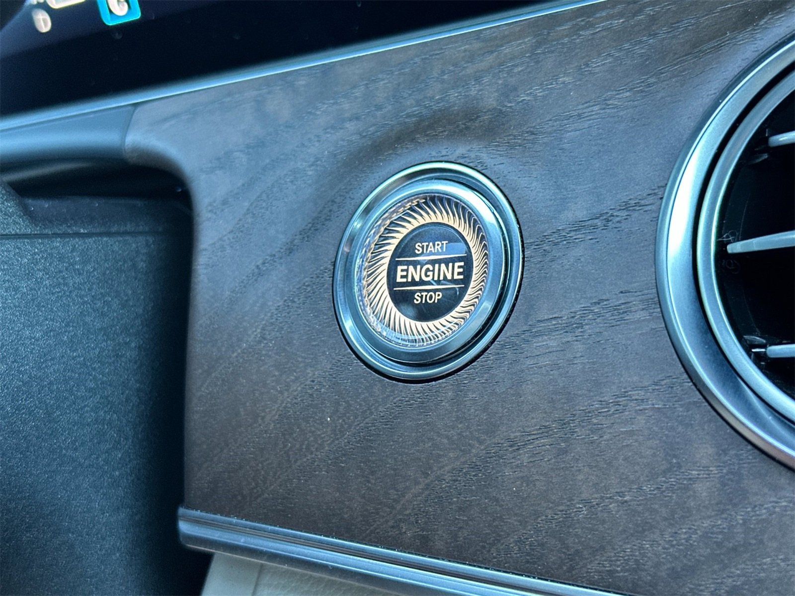 Certified 2022 Mercedes-Benz E 350 Sedan image 26