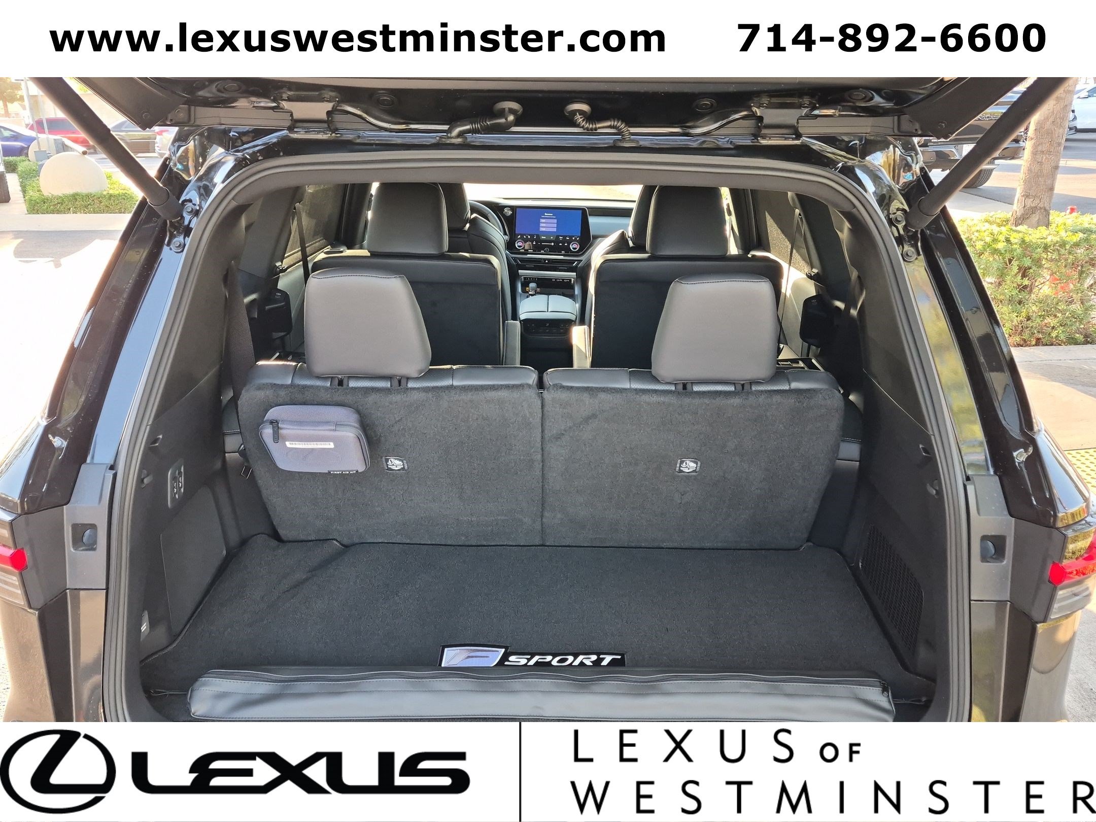 New 2026 Lexus TX 500h AWD image 8