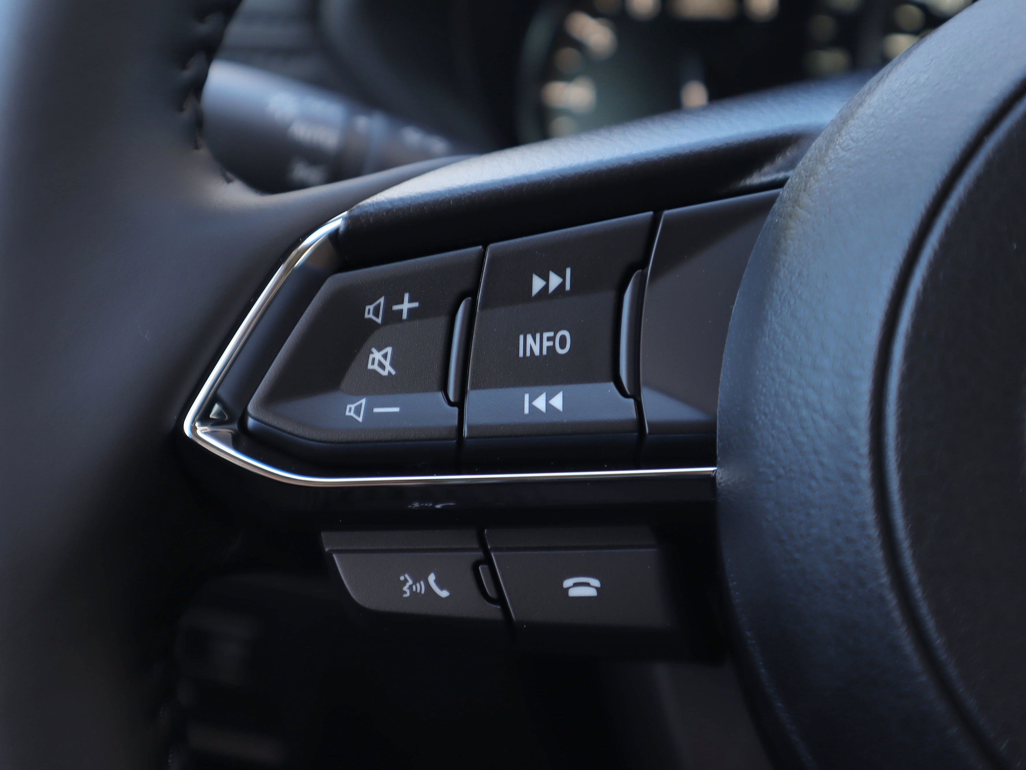 New 2025 MAZDA CX-5 AWD 2.5 S w/ Premium Plus Pkg image 16