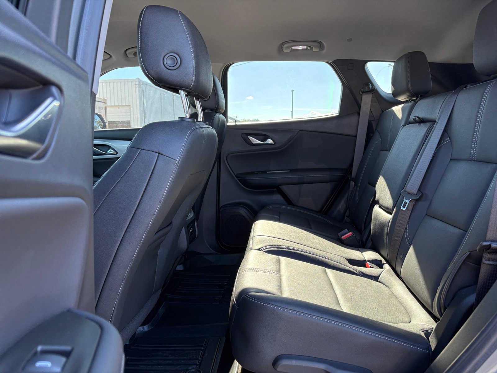 Used 2023 Chevrolet Blazer LT FWD image 24