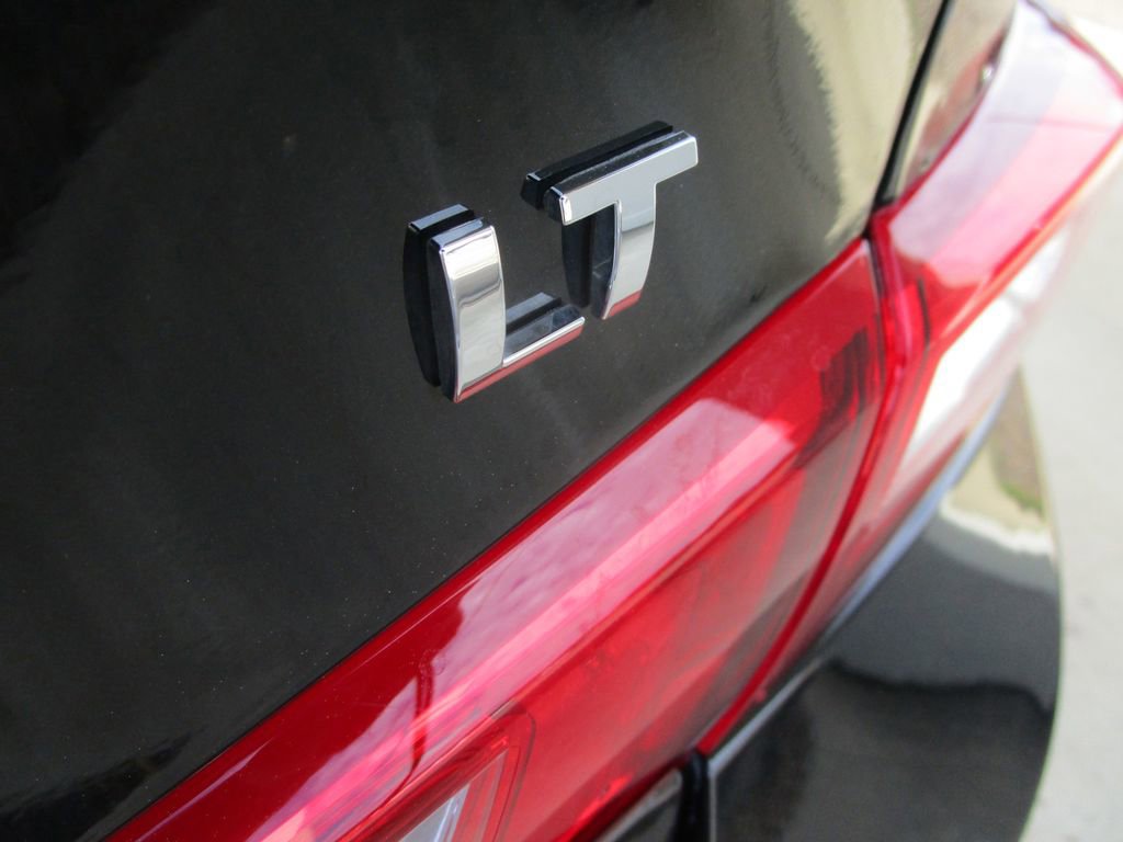 Used 2025 Chevrolet Malibu LT image 11