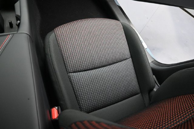 New 2026 Nissan Sentra SR w/ Floor Mat Package FWD image 12