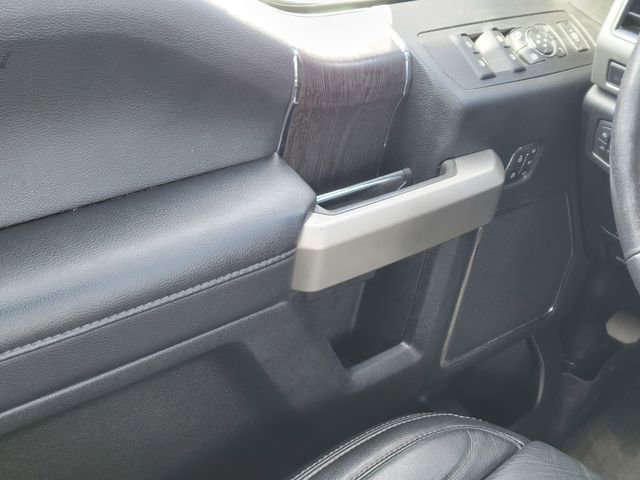 Used 2020 Ford F250 Lariat w/ Chrome Package image 34