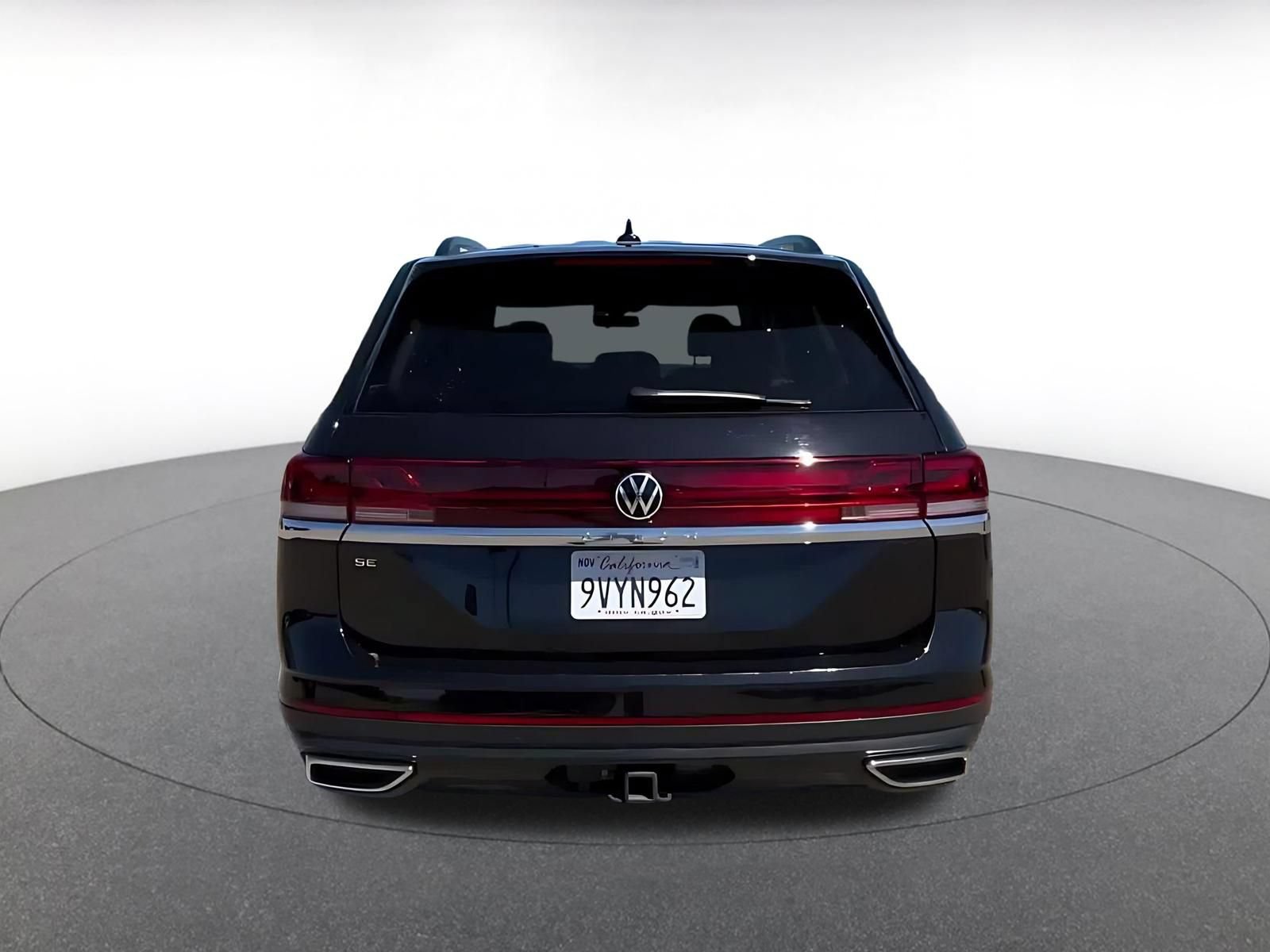 Used 2026 Volkswagen Atlas SE FWD image 12