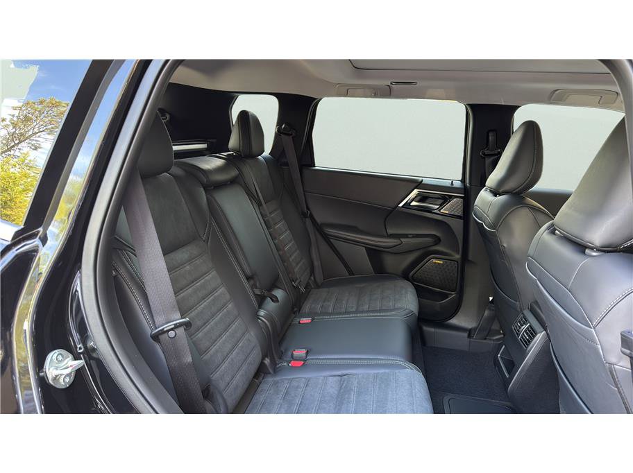 New 2026 Mitsubishi Outlander SE AWD/4WD image 21