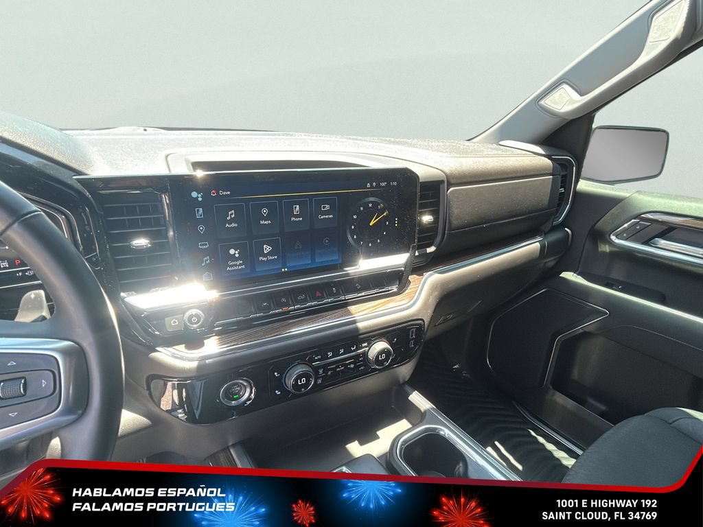 Used 2024 Chevrolet Silverado 1500 RST w/ Z71 Off-Road Package AWD/4WD image 17