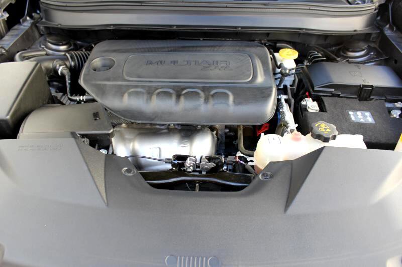 Used 2021 Jeep Cherokee Latitude Plus image 42