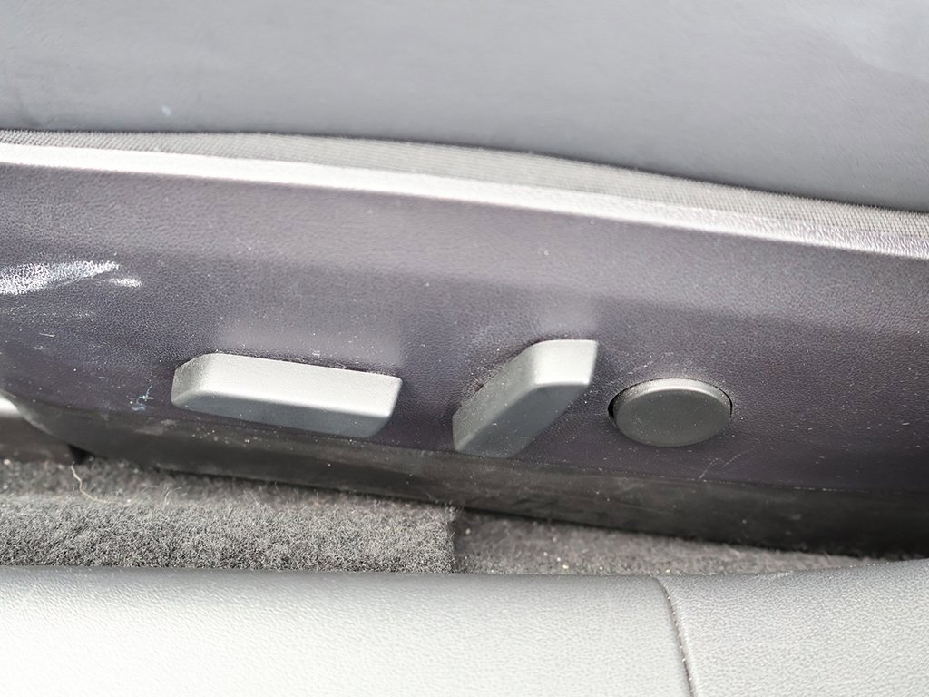 Used 2019 Tesla Model 3 Long Range image 33