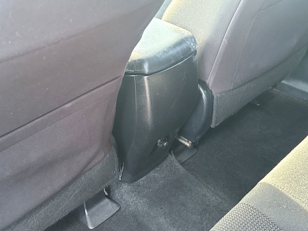 Used 2018 Toyota RAV4 XLE image 38