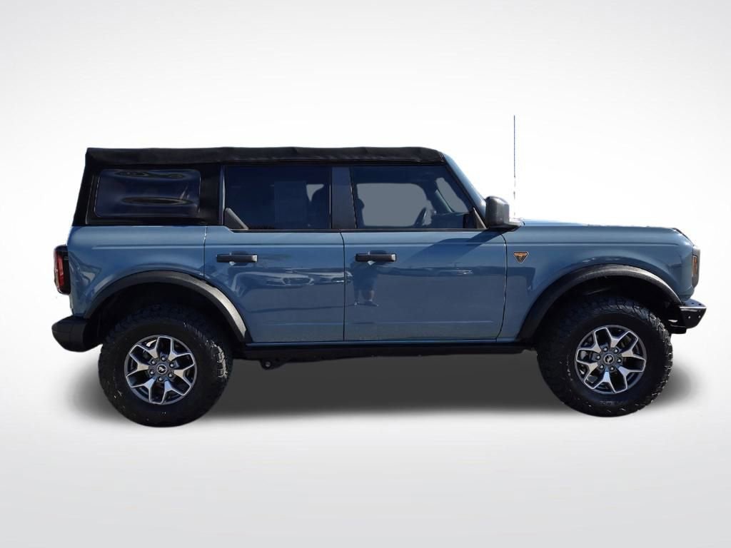 Used 2021 Ford Bronco Badlands image 10