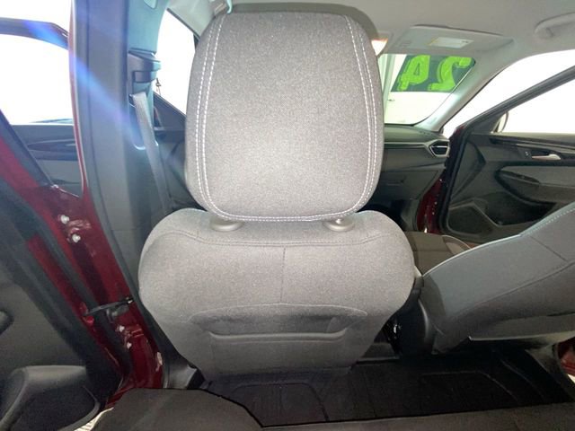 Used 2024 Chevrolet TrailBlazer LT w/ LT Cold Weather Package FWD image 35