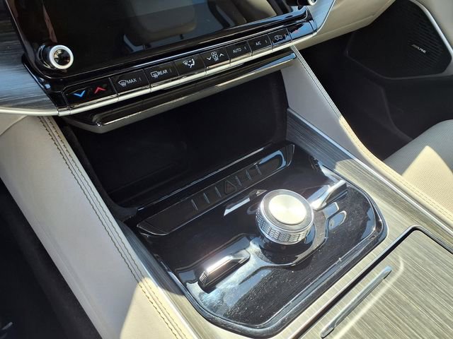 Used 2024 Jeep Wagoneer Series III image 20