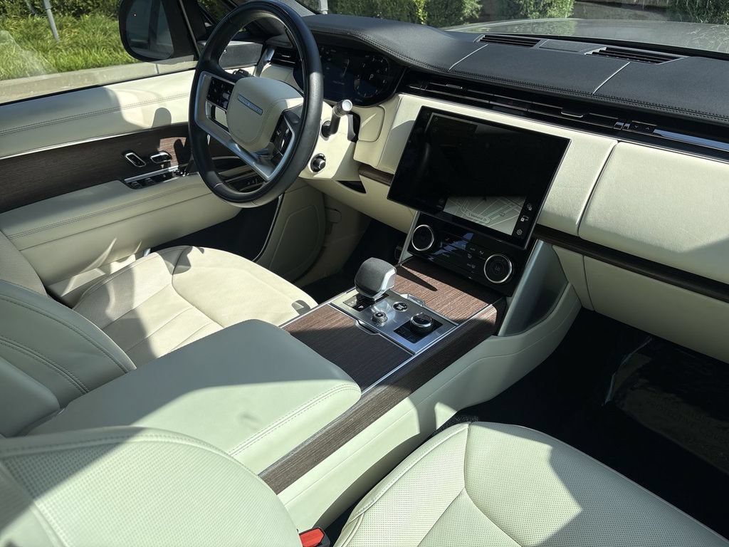 Certified 2023 Land Rover Range Rover SE AWD/4WD image 14