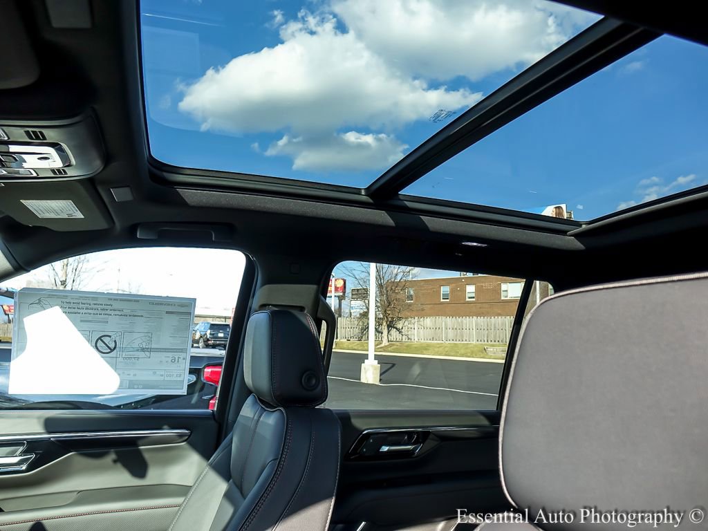 New 2026 Chevrolet Suburban RST w/ Advanced Technology Package image 11