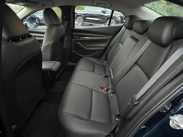 Used 2020 MAZDA MAZDA3 Sedan w/ Select Package image 15