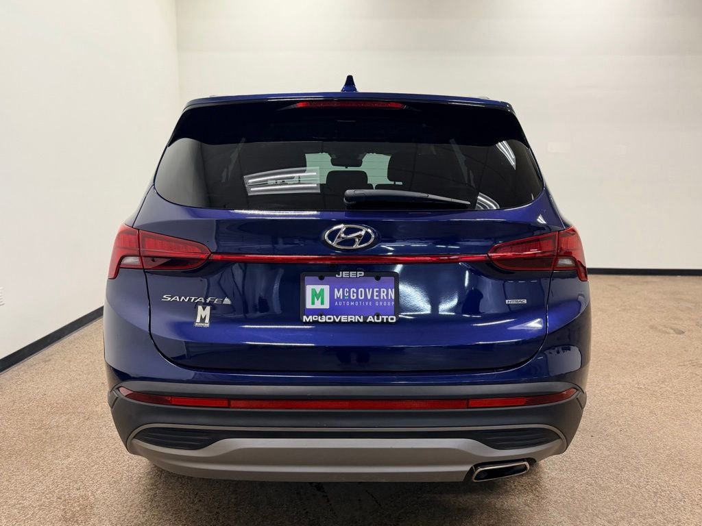 Used 2023 Hyundai Santa Fe SE AWD/4WD image 4