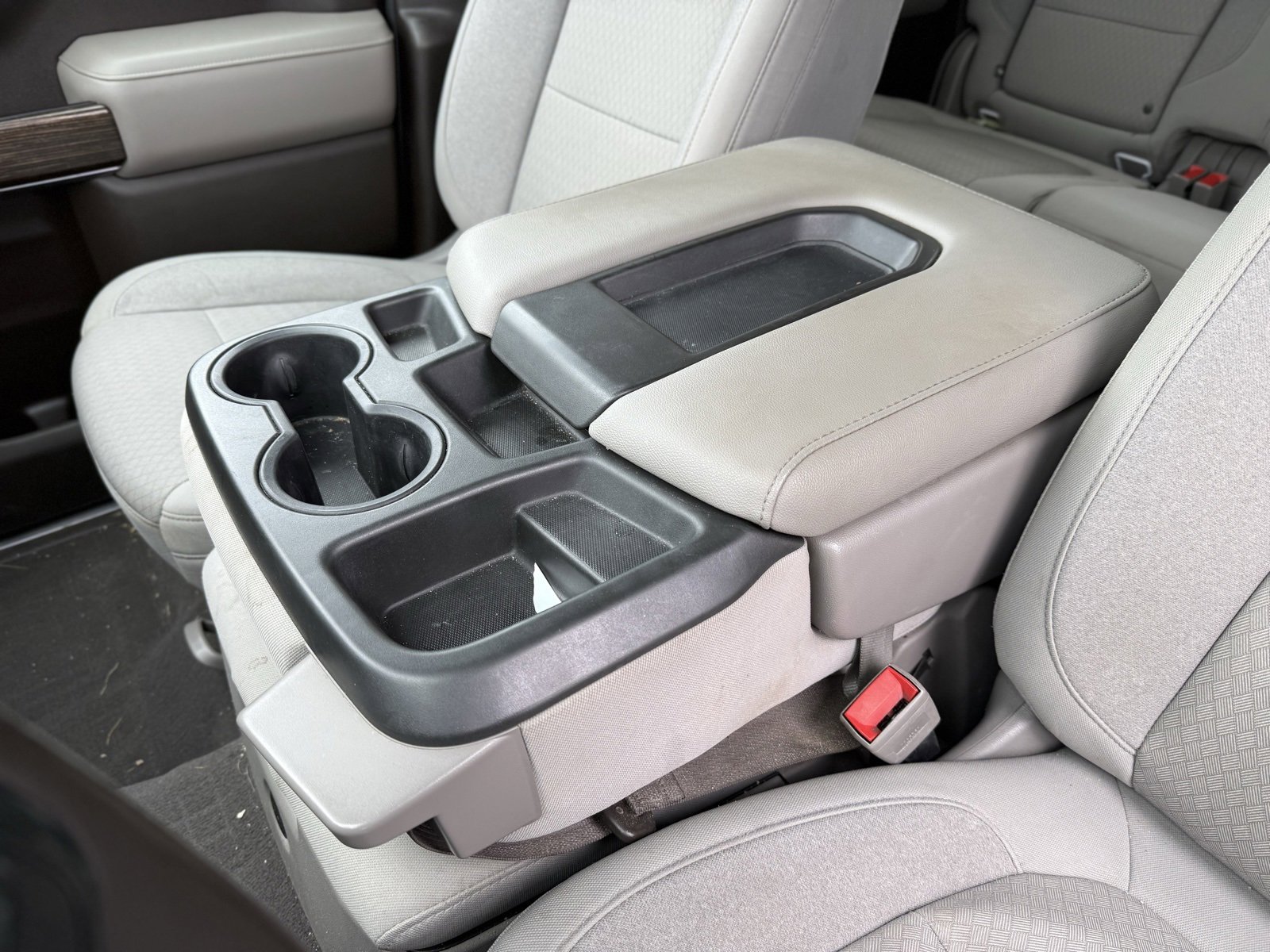 Used 2019 GMC Sierra 1500 SLE w/ SLE Value Package image 19