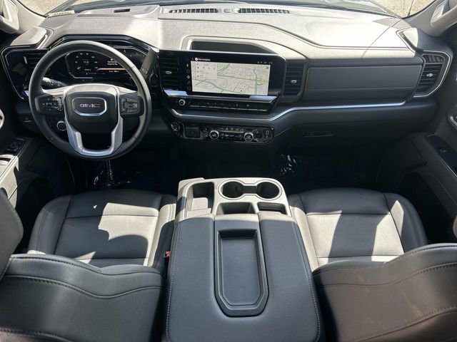 Used 2026 GMC Sierra 1500 SLT AWD/4WD image 19
