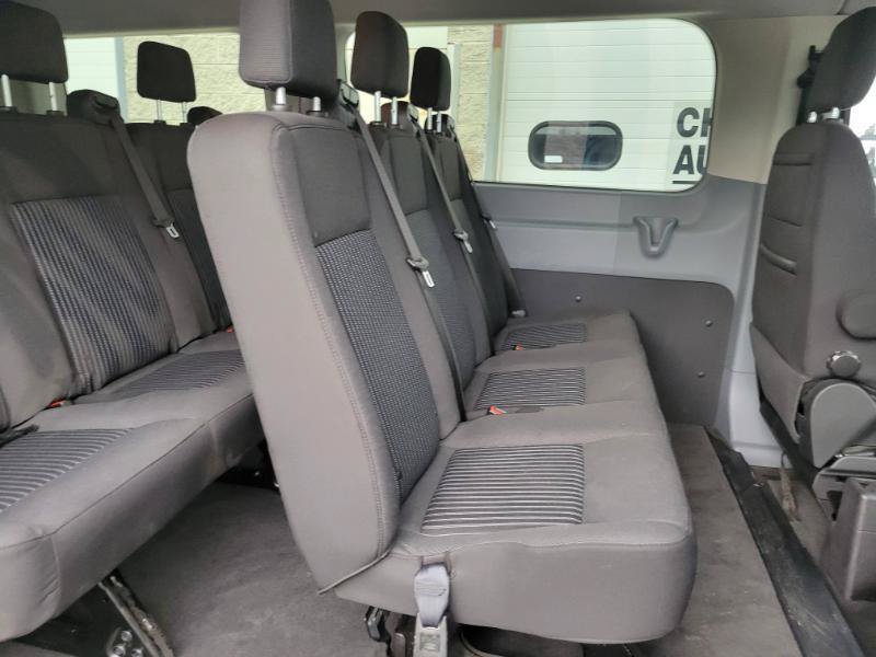 Used 2018 Ford Transit 150 XL RWD image 2