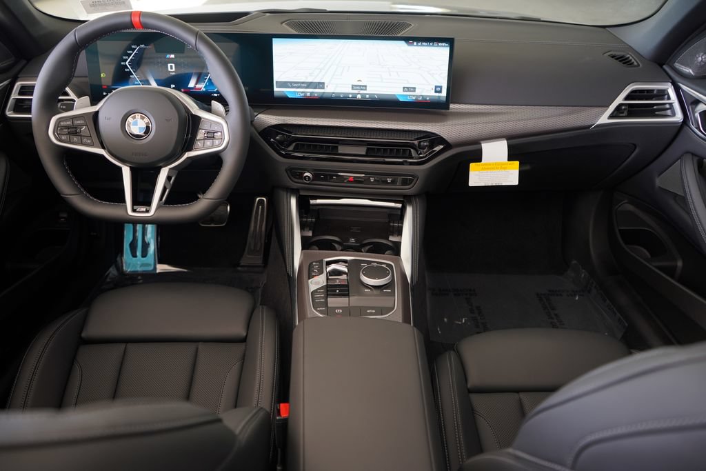 Used 2026 BMW M440i Convertible w/ Premium Package RWD image 16