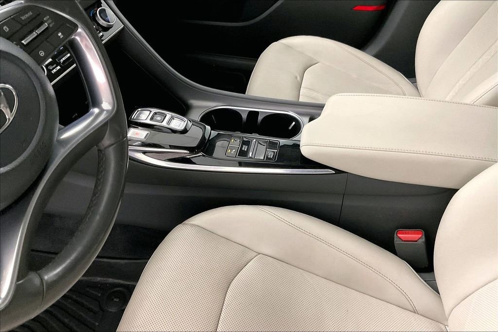 Used 2021 Hyundai Sonata Limited w/ Cargo Package FWD image 16