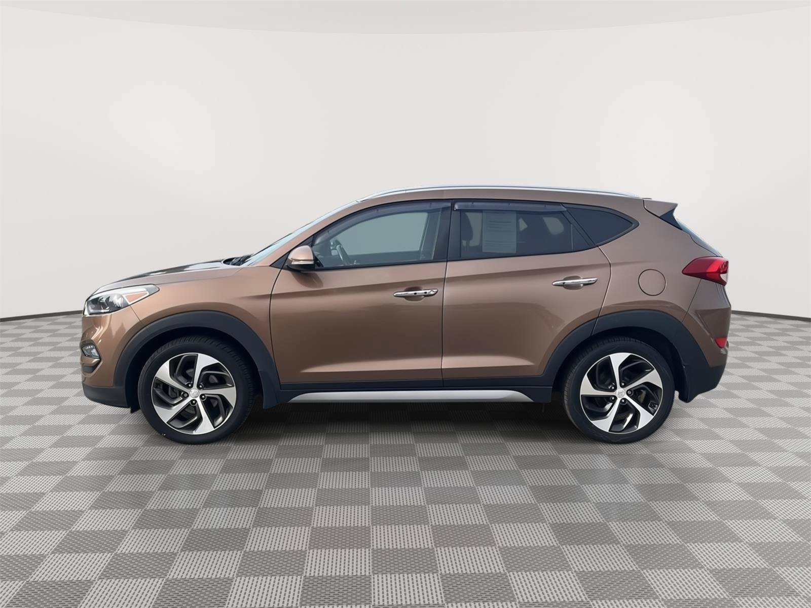 Used 2017 Hyundai Tucson Limited w/ Cargo Package AWD/4WD image 29