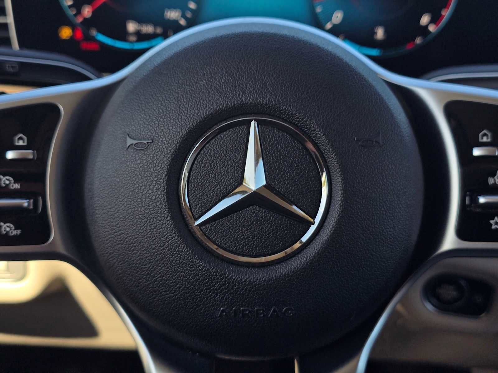 Used 2022 Mercedes-Benz GLE 350 image 24