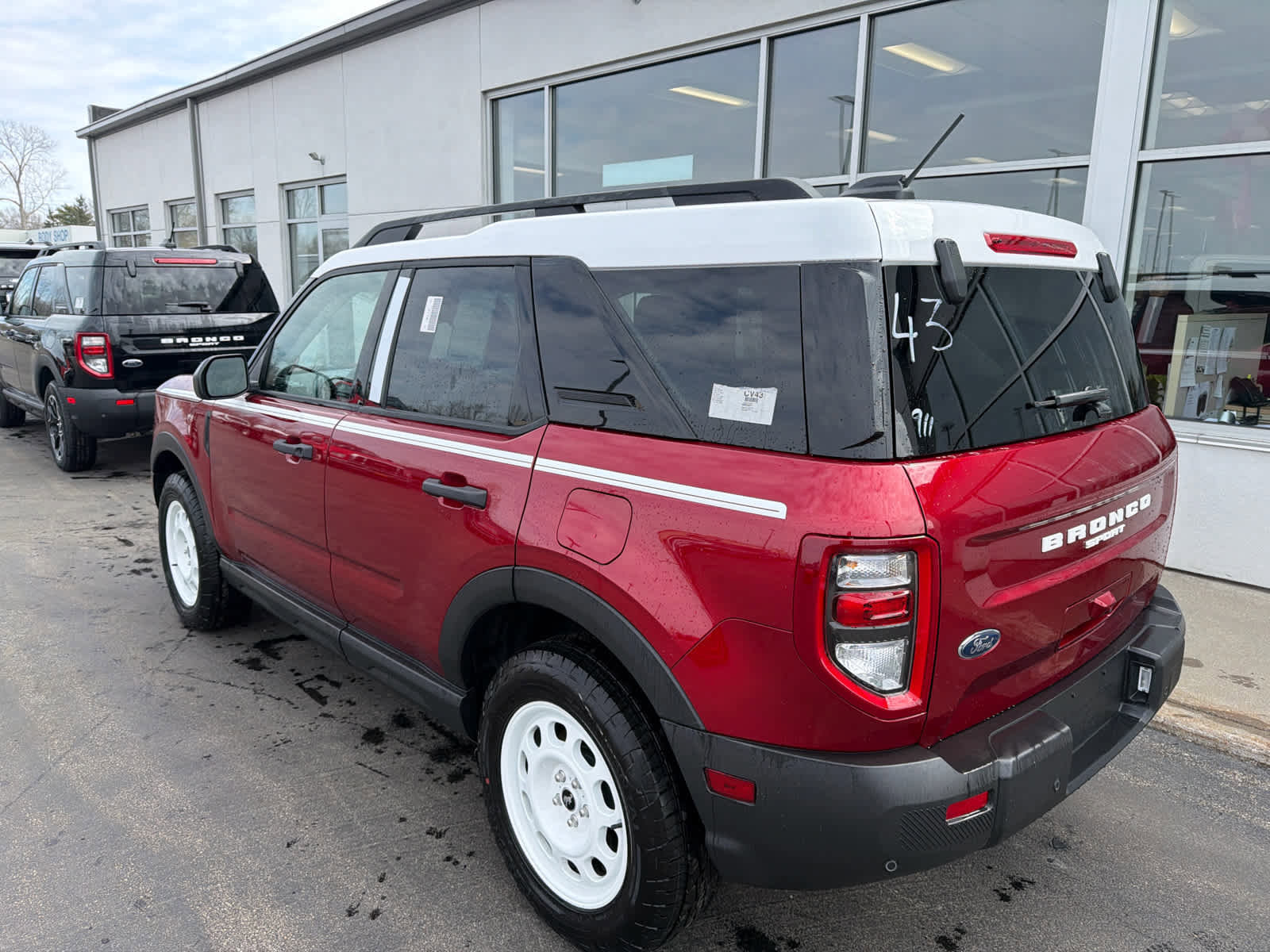 New 2025 Ford Bronco Sport Heritage w/ Convenience Package image 4