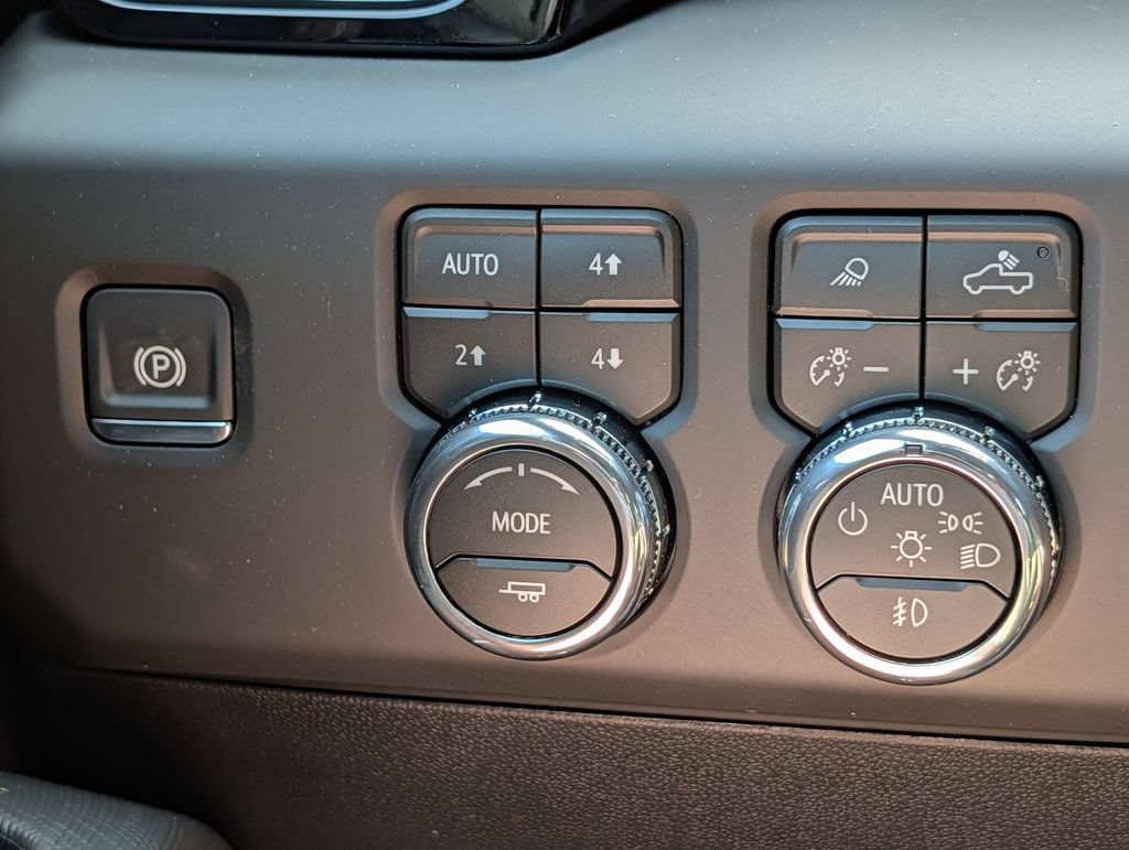 New 2026 GMC Sierra 2500 AT4X AWD/4WD image 46