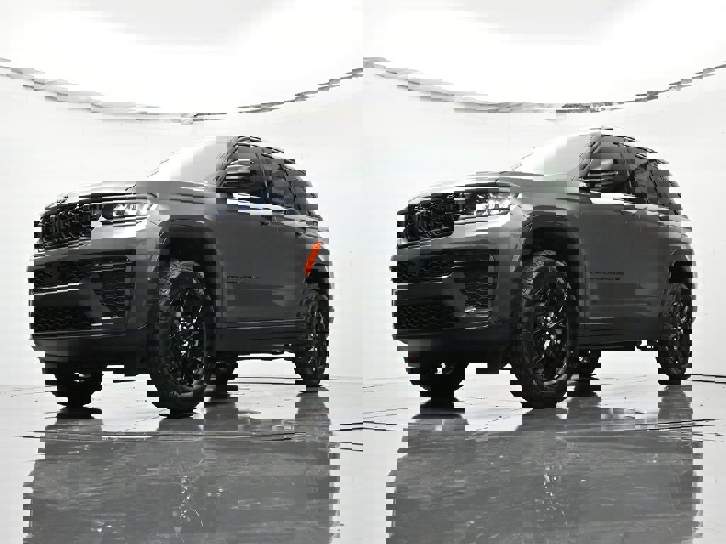 New 2026 Jeep Grand Cherokee Altitude image 34