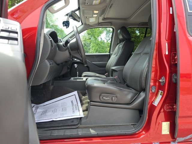 Used 2015 Nissan Frontier PRO-4X w/ Pro-4x Luxury Package AWD/4WD image 10