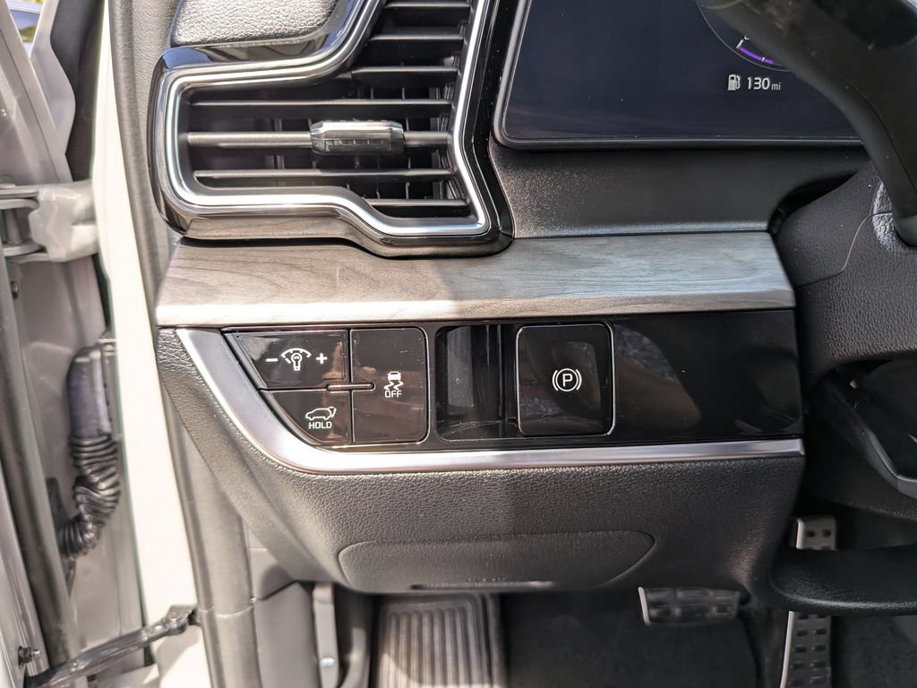 Certified 2024 Kia Sportage X-Pro AWD/4WD image 30