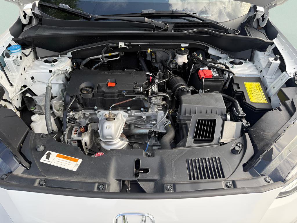Certified 2024 Honda HR-V LX image 37
