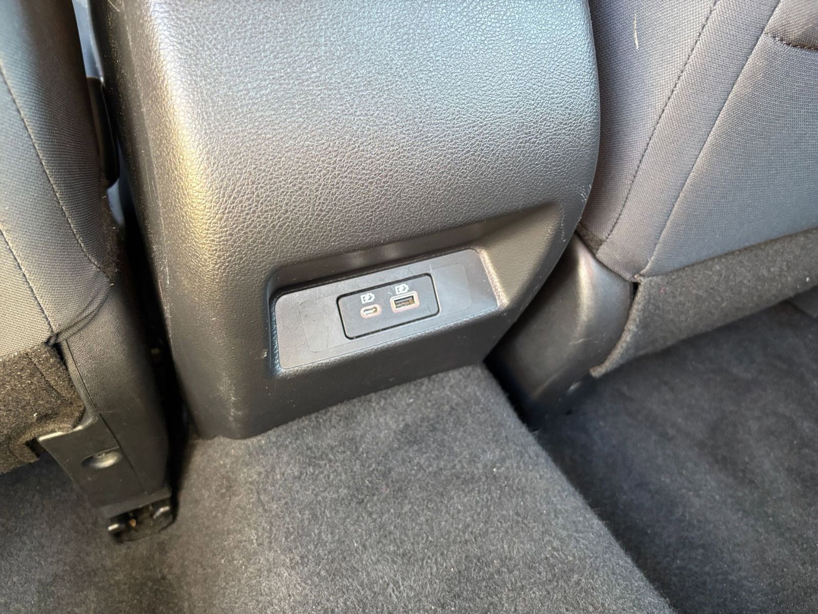 Used 2025 Nissan Altima 2.5 SV FWD image 23